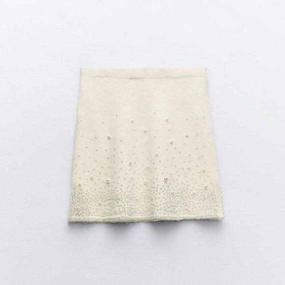 PEARL KNIT MINI SKIRT - Picture 7 of 8